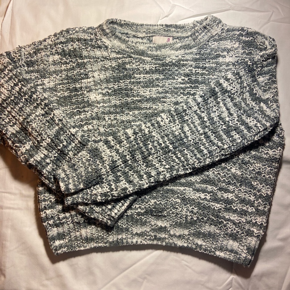 Cropped sweater